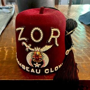 Masonic Shriners Jeweled Fez Hat with Tassel. Zor Shrine Flambeau Clowns